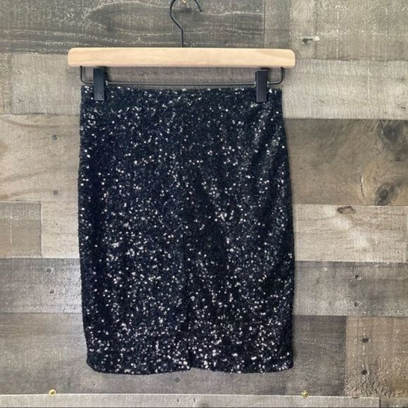 Tobi Black Sequin Be Seen Mini Pencil Skirt - Picture 2 of 9